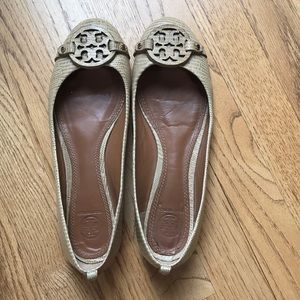 Tory Burch flats size 9.5 tan leather croc pattern